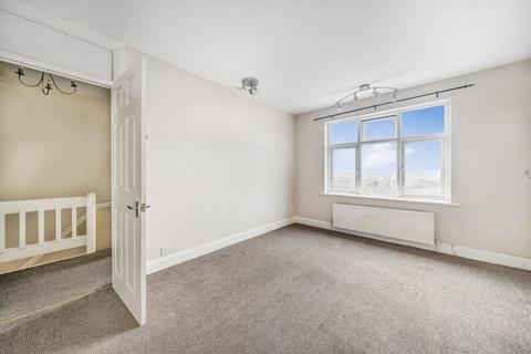 139 Ross Road, South Norwood, London, SE25 6TW