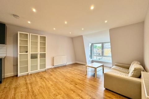 2 bedroom flat to rent, Landseer Road, Upper Holloway