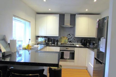 1 bedroom flat to rent, Hetherington Way, Ickenham, UB10