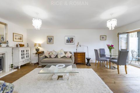 undefined, Oatlands Drive, Weybridge KT13