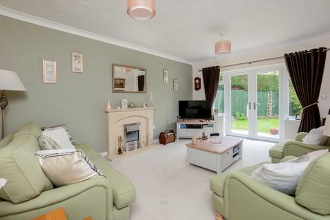 4 bedroom detached house for sale, Millfield Close, Lower Quinton