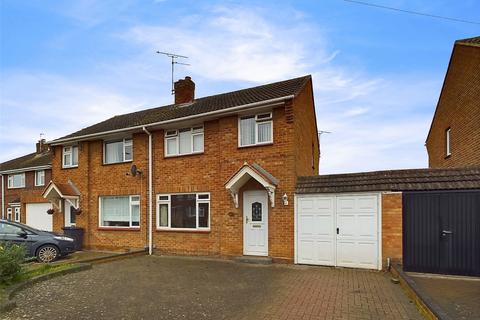 3 bedroom semi-detached house for sale, Lavington Drive, Longlevens, Gloucester, Gloucestershire, GL2