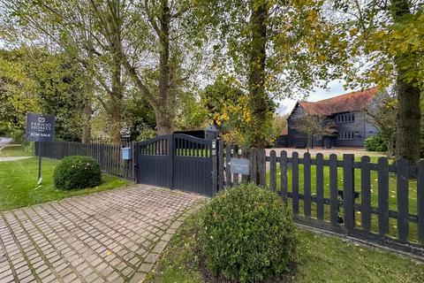 4 bedroom detached house for sale, Trueloves Lane, Ingatestone