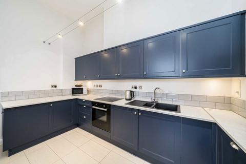 2 bedroom flat for sale, Larden Road, London W3