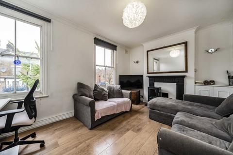 2 bedroom flat for sale, York Road, London W3