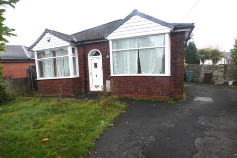 3 bedroom bungalow to rent, Daneshill, Prestwich, M25