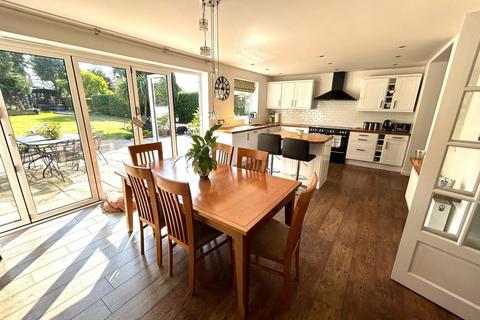 57 Great Tattenhams, Epsom, KT18 5RE
