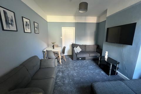 5 bedroom terraced house to rent, Lincoln LN2