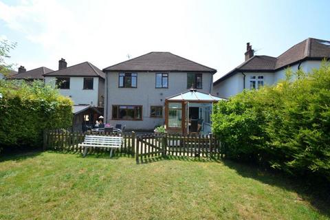 4 bedroom detached house for sale, Ashurst Road, Tadworth KT20