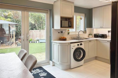 2b Durndale Lane, Northfleet, Gravesend, DA11 8PF