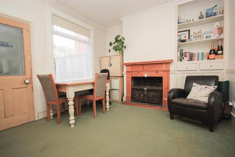 2 bedroom terraced house for sale, Knox Road, Wellingborough NN8