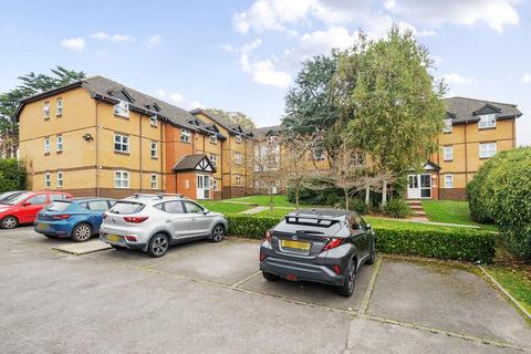 2 bedroom apartment to rent, Waller Court,  Caversham,  RG4