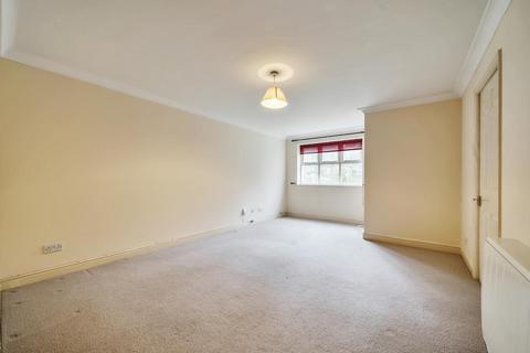 2 bedroom apartment to rent, Waller Court,  Caversham,  RG4