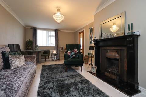 39 Burnrigg, Carlisle, CA2 6QG