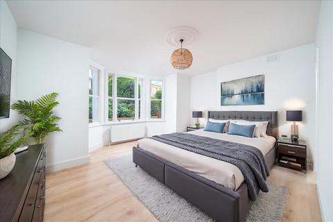 2 bedroom flat for sale, Cavendish Road, London, NW6