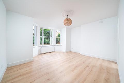 2 bedroom flat for sale, Cavendish Road, London, NW6