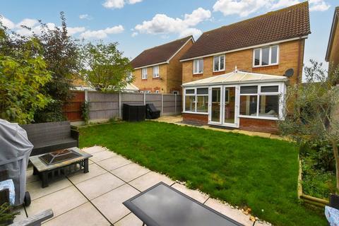 4 bedroom detached house for sale, Canvey Island SS8