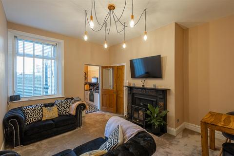 2 bedroom flat for sale, Simonside Terrace, Heaton, Newcastle upon Tyne