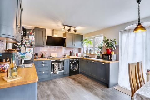 3 Avon Close, Newport Pagnell, MK16 9DH