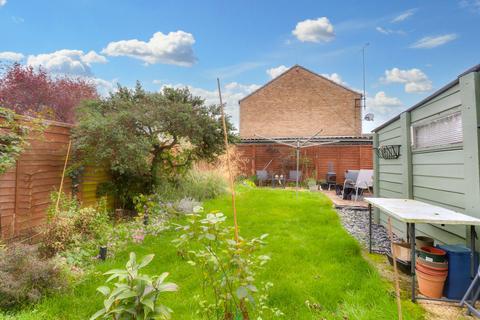 3 Avon Close, Newport Pagnell, MK16 9DH