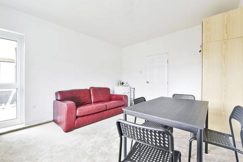 3 bedroom flat for sale, Peterborough Road, Parsons Green, London, SW6