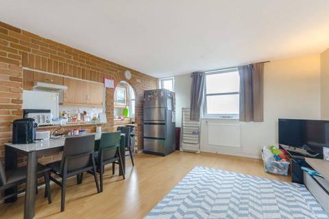 2 bedroom flat for sale, Kingston Hill, Kingston Hill, Kingston upon Thames, KT2