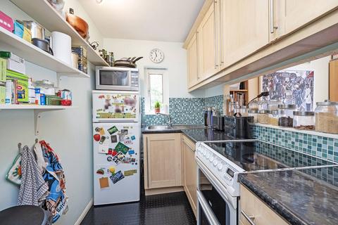 2 bedroom maisonette for sale, Coopers Close, Stepney, London, E1