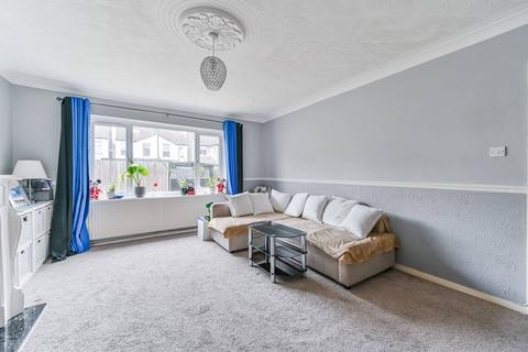 27 Laurier Road, Croydon, CR0 6JQ