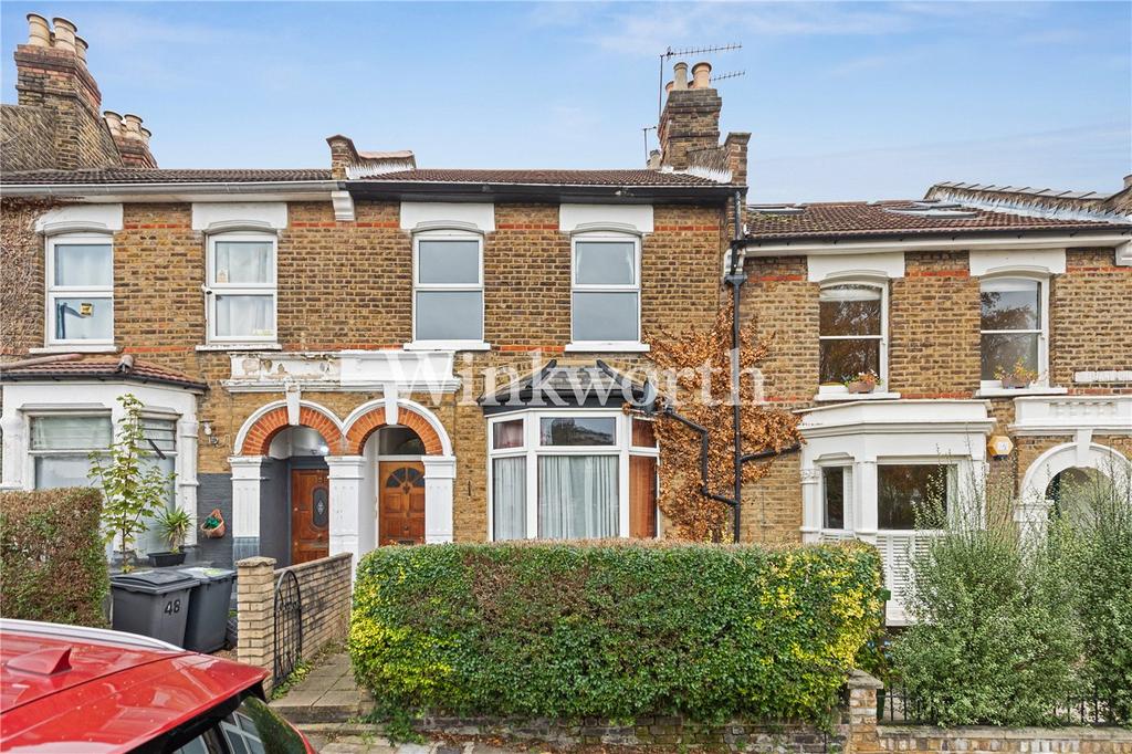 St. Albans Crescent, London, N22 1 bed apartment for sale £350,000