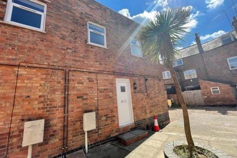 Shop to rent, Thorpe Street, Leicester