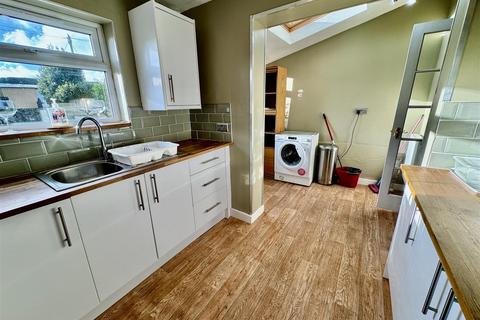 2 bedroom terraced house for sale, Madoc Street, Y Ffor, Pwllheli