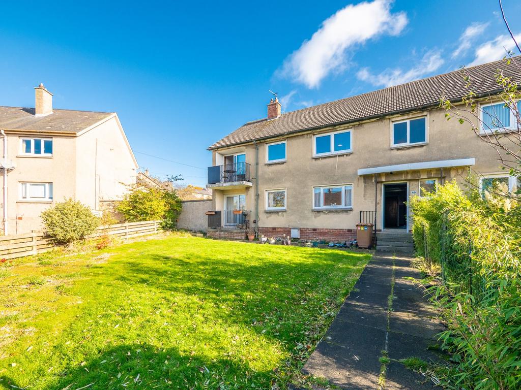 60/3 Rannoch Road, Corstorphine... 2 bed flat for sale £165,000