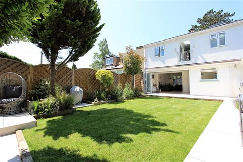 3 bedroom semi-detached house for sale, High Road, Chipstead