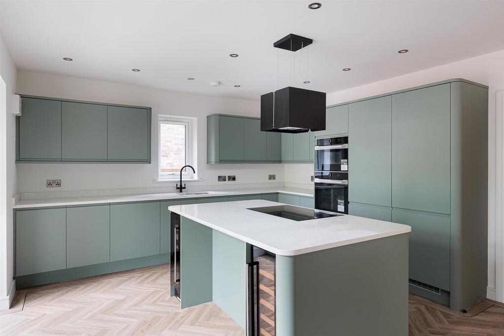 Kitchen Family Room