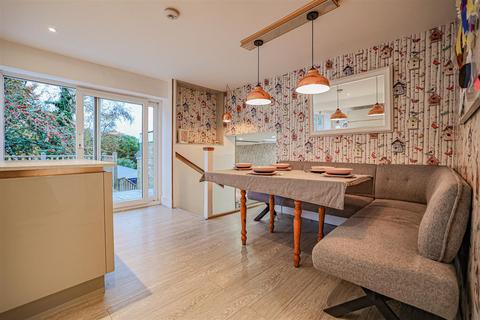 11 Gadeview Road, Hemel Hempstead, HP3 0AL