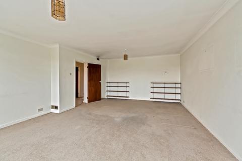 2 bedroom flat for sale, Blenheim Court, Stanmore Road, Kew, Richmond, Surrey TW9