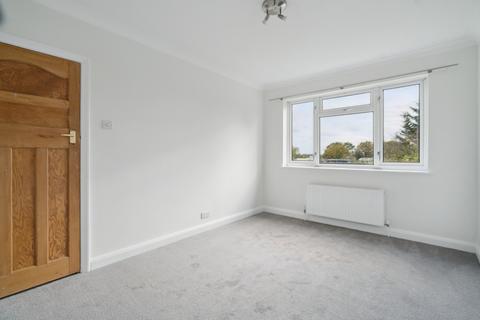 2 bedroom maisonette for sale, Tolcarne Drive, Pinner HA5