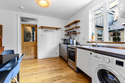 3 bedroom house to rent, Richmond Road, London N15