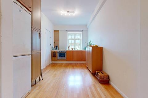 2 bedroom flat for sale, Clifton Court, St John`s Wood