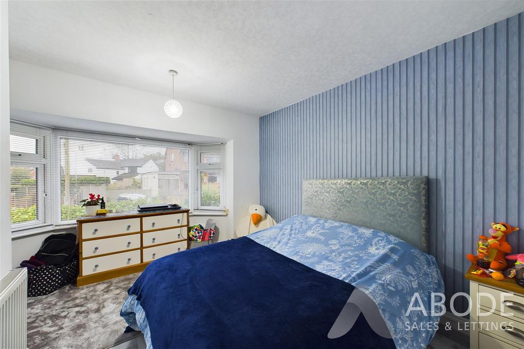 CAM02696 G0-PR0424-STILL022.jpg
