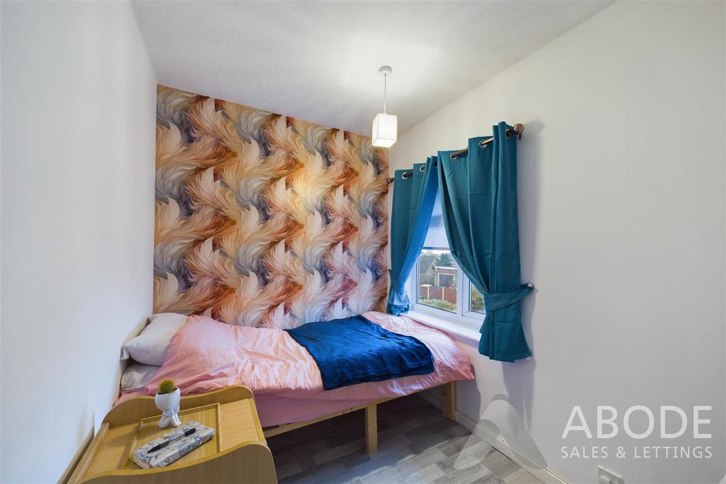 CAM02696 G0-PR0424-STILL025.jpg