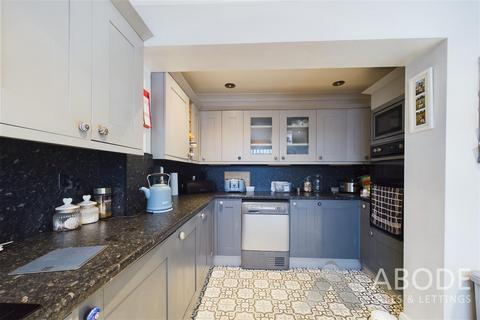 6 Beverley Crescent, Forsbrook, Stoke-on-trent, ST11 9DQ