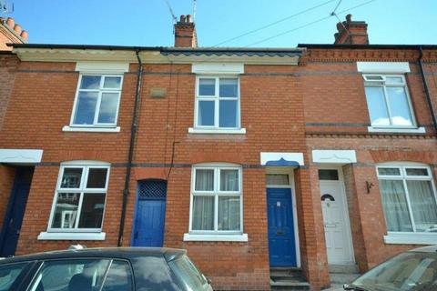 4 bedroom terraced house to rent, Lytton Road, Leicester