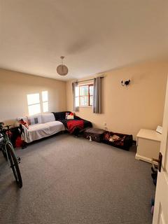 2 bedroom maisonette to rent, Phepson, Himbleton