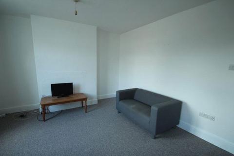 3 bedroom apartment to rent, Braunstone Gate, Leicester