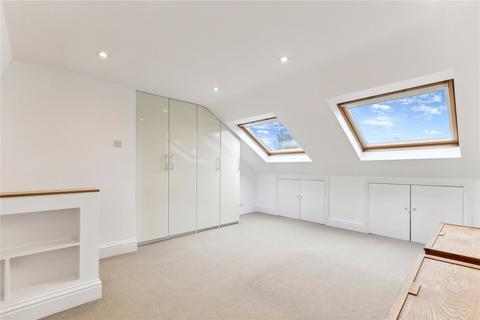 4 bedroom terraced house to rent, Swaffield Road, London, SW18