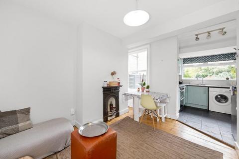 2 bedroom ground floor flat for sale, Ullswater Road, West Norwood, SE27