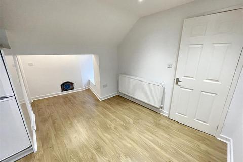 2 bedroom flat for sale, Front Street, Durham DH7