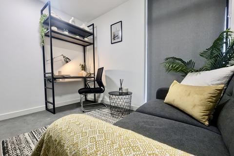 Studio to rent, 22 Brunswick Street, Newcastle ST5