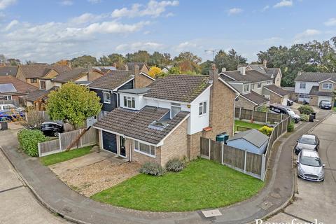 4 bedroom detached house for sale, Harvey Road, Great Totham, CM9